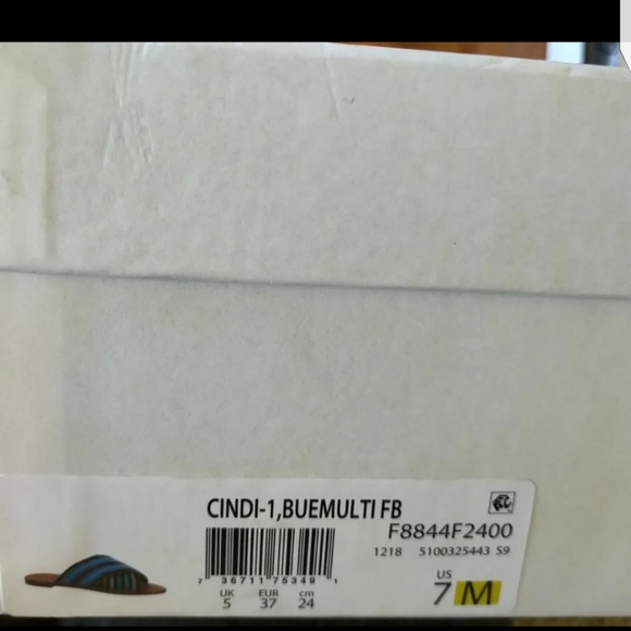 Diane Von Furstenberg Cindi Slide Sandals - Picture 9 of 9